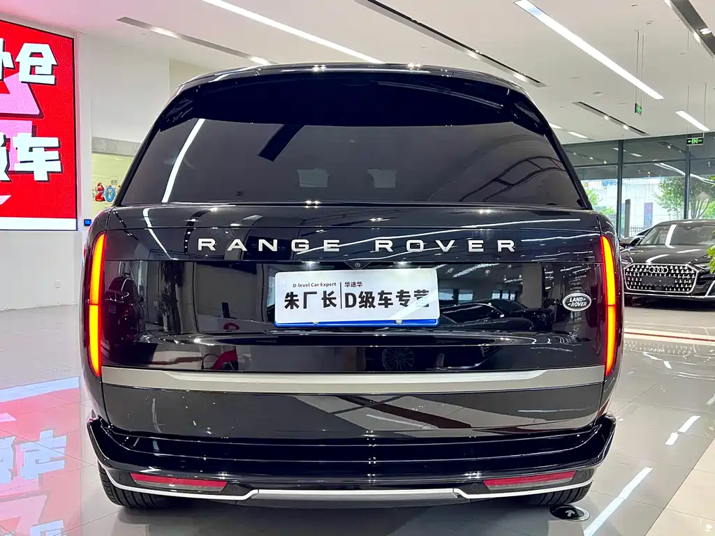 Range Rover 2025 3.0 L6 400PS Autobiography LWB