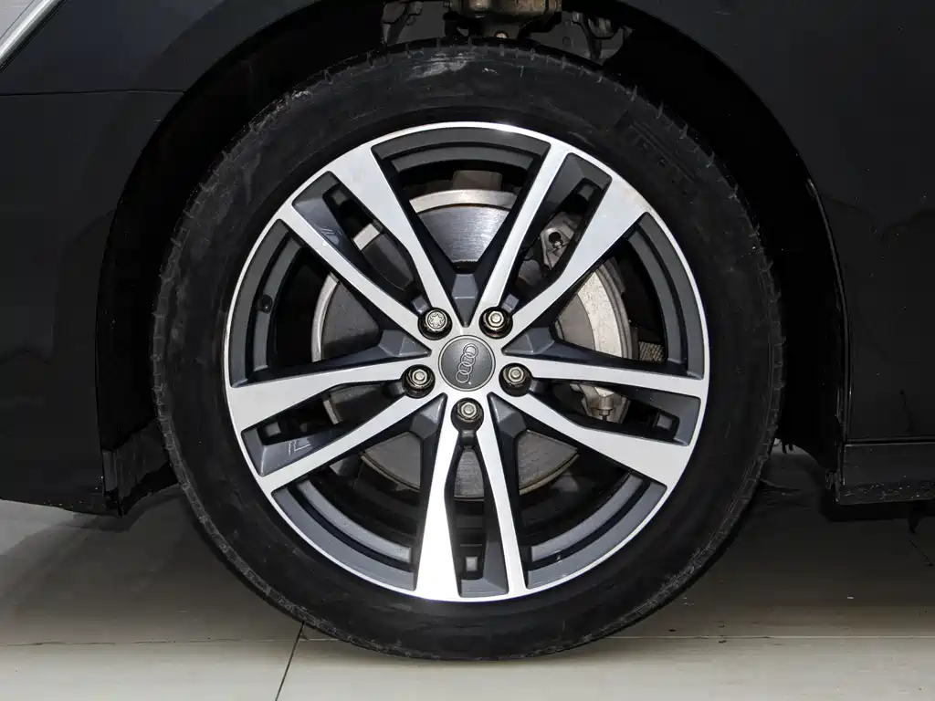 Audi A6L 2021 40 TFSI Luxury Dynamic Edition