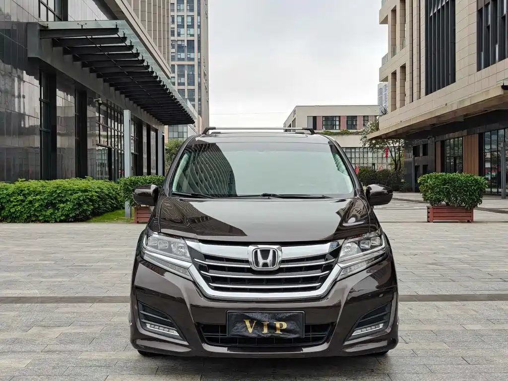 Honda Elysion 2016 2.4L Classic Edition