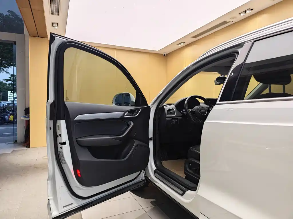 Audi Q3 2015 35 TFSI Comfort