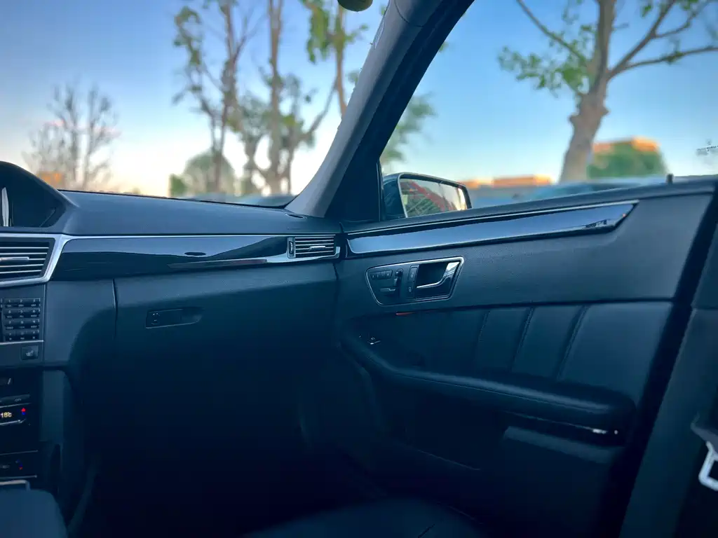 Mercedes-Benz E-Class 2010 E 300 L Elegance
