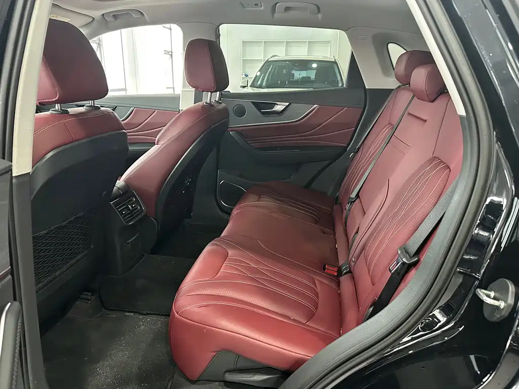 Hongqi HS5 2025 2.0T 2WD 600,000 Commemorative Edition