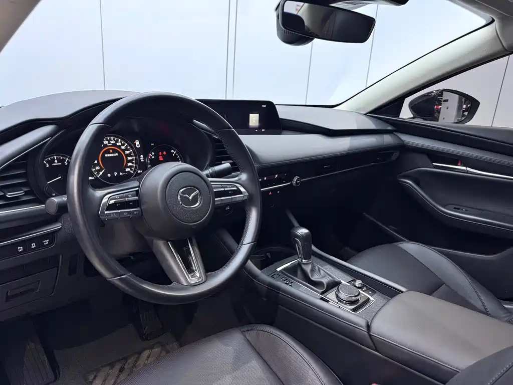 Mazda3 Axela 2022 2.0L Automatic Zhiya Obsidian Edition