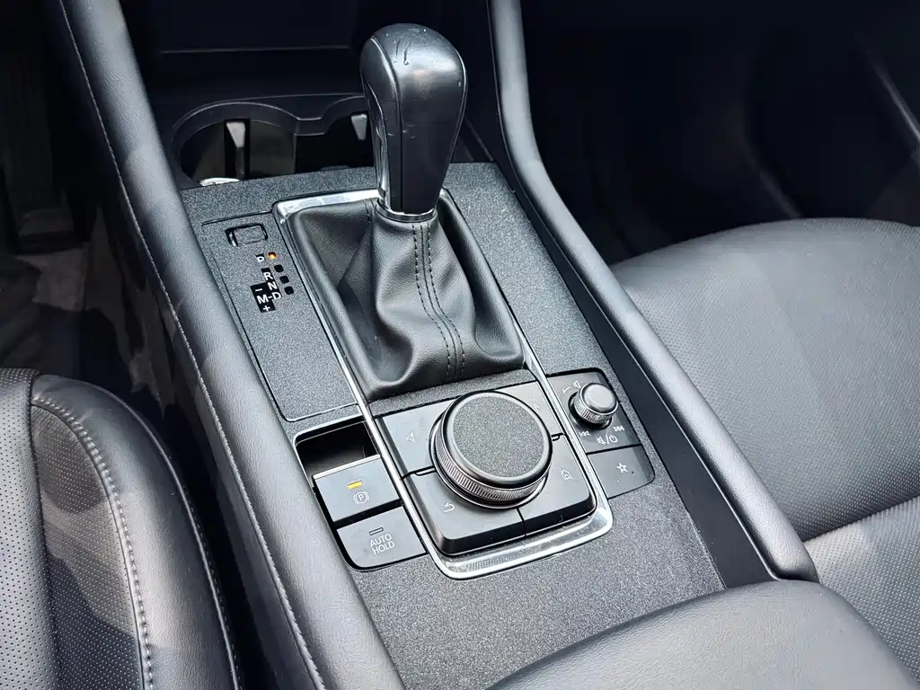 Mazda3 Axela 2022 2.0L Automatic Zhiya Obsidian Edition