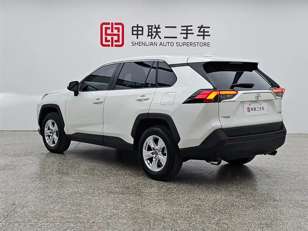 RAV4 2020 2.0L CVT 2WD Urban Edition
