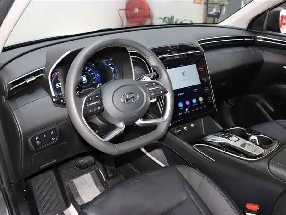 Tucson L 2023 1.5T DLX Luxury Edition