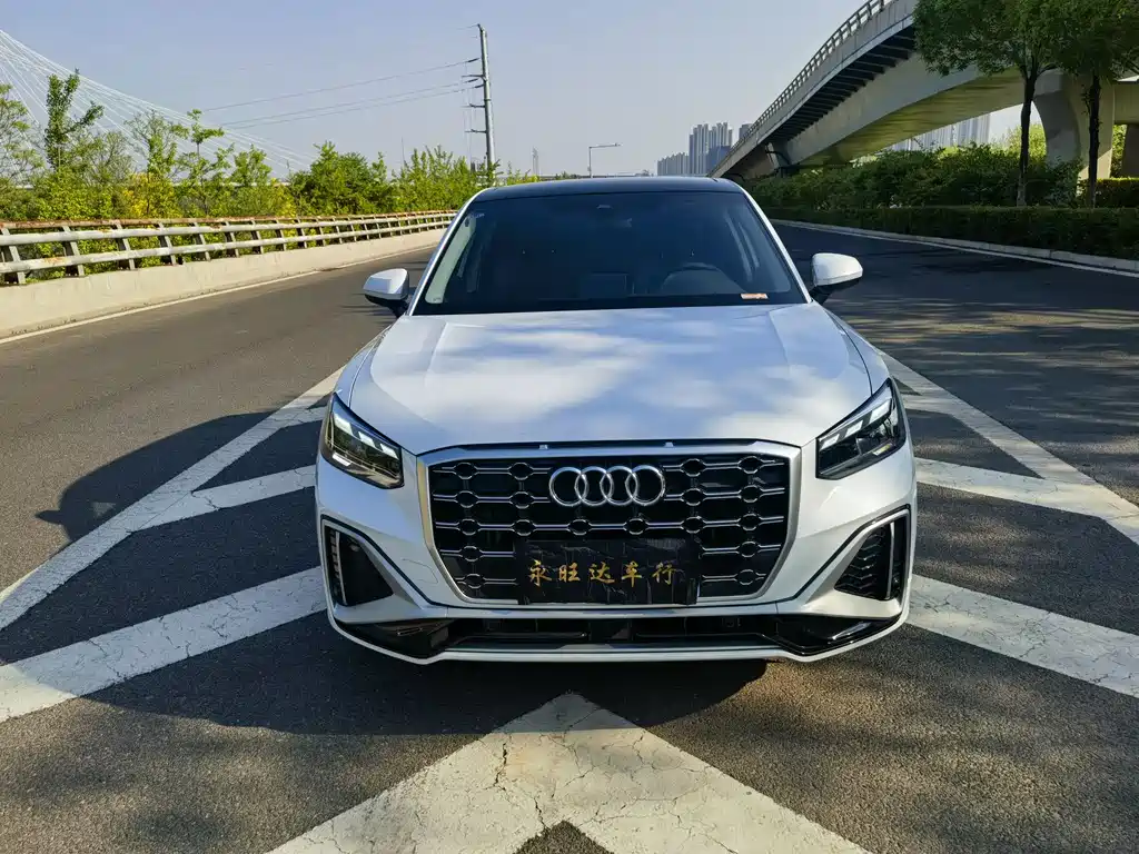 Audi Q2L 2022 35 TFSI Fashion Elegant Edition
