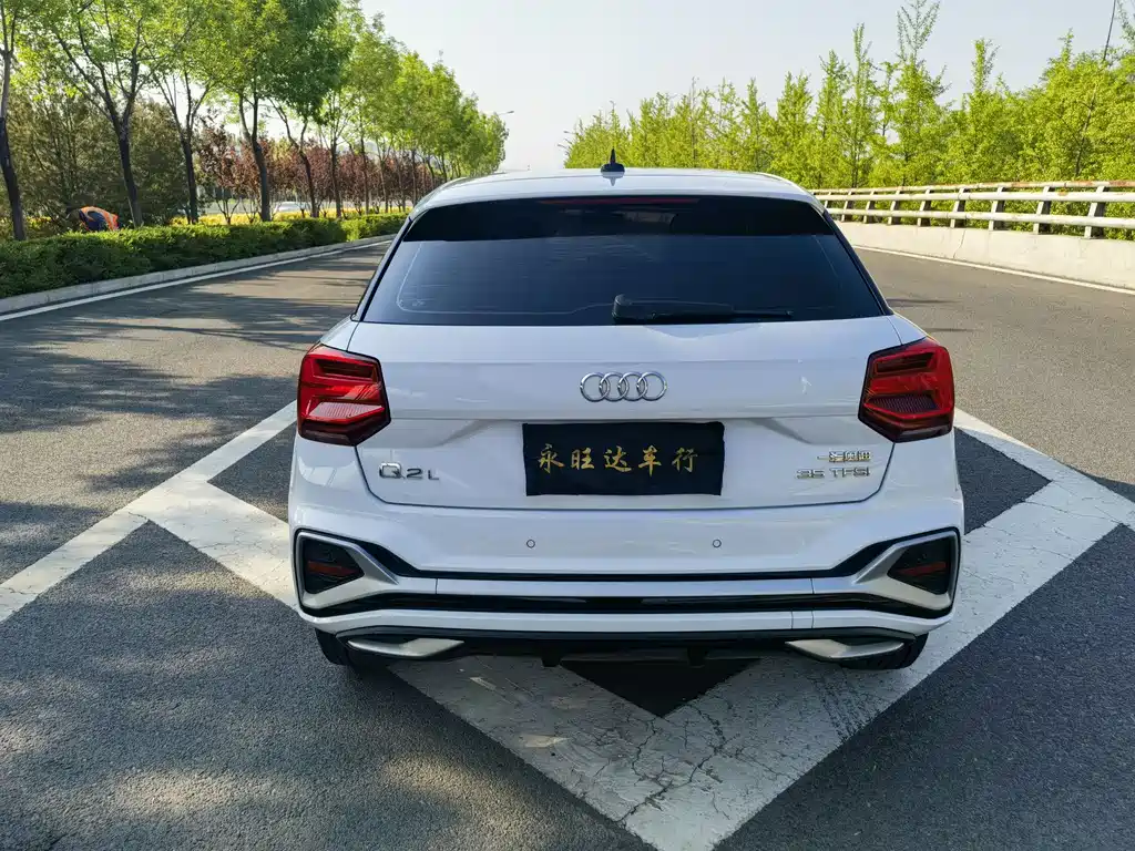 Audi Q2L 2022 35 TFSI Fashion Elegant Edition