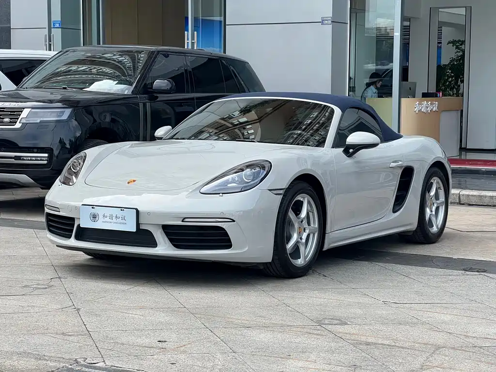 Porsche 718 Boxster