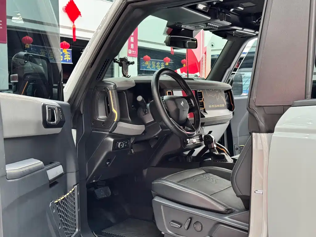 Ford Bronco 2024 2.3T Badlands