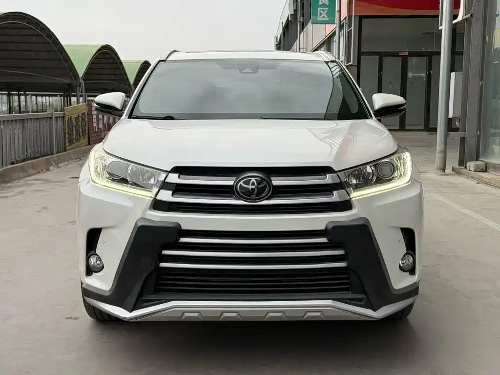 Highlander 2018 2.0T AWD Luxury Edition 7-Seater China VI