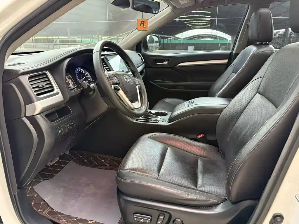 Highlander 2018 2.0T AWD Luxury Edition 7-Seater China VI