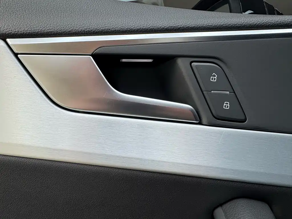 Audi A4L 2020 40 TFSI Fashion Dynamic Edition