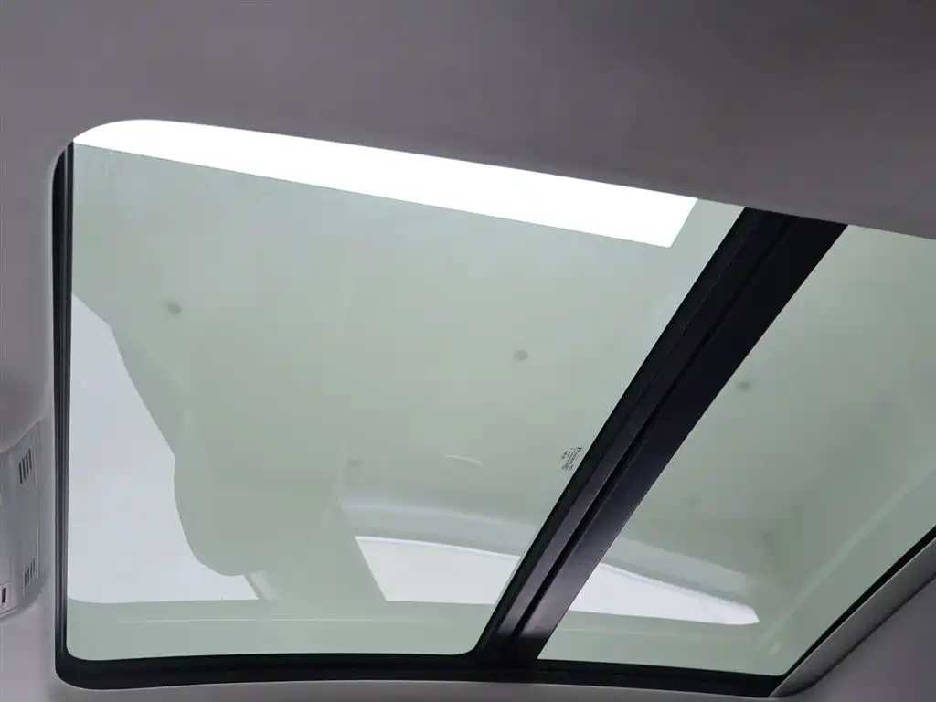 Magotan 2023 2 Million Edition 330TSI DSG Luxury