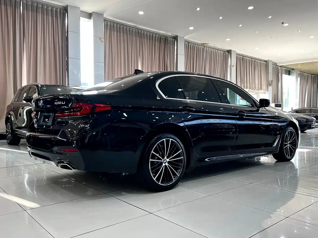 BMW 5 Series 2023 530Li Leading Edition M Sport Package