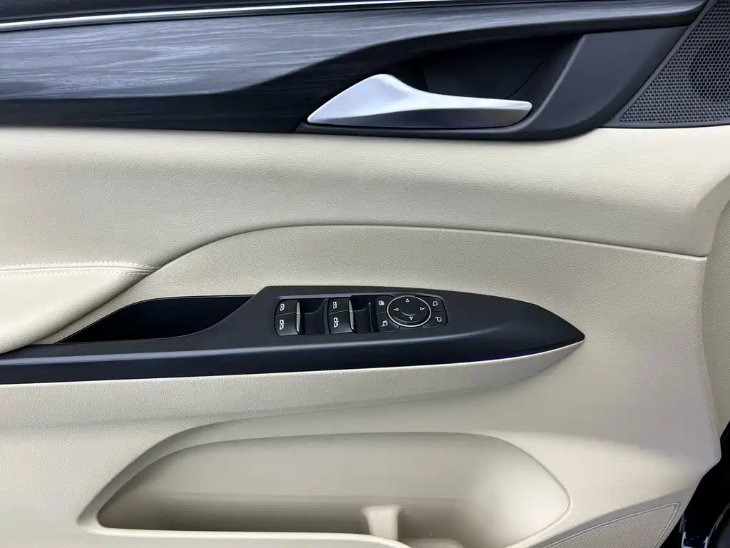Buick GL8 2023 ES Land Business Class Luxury Edition