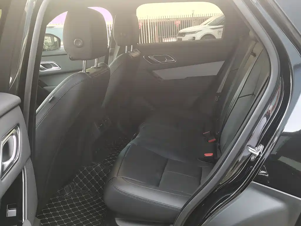 Range Rover Velar 2025 S