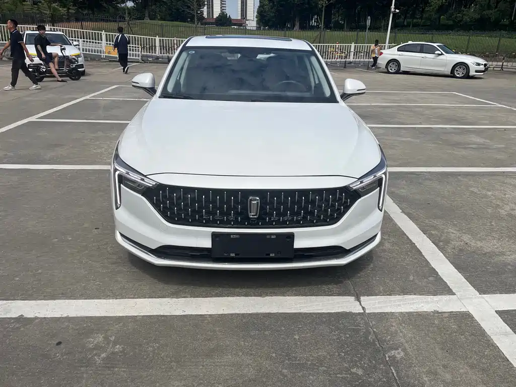 Bestune B70 2023 Third Generation 1.5T Automatic Enjoyment Edition
