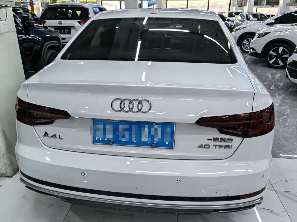 Audi A4L 2019 40 TFSI Fashion Edition China V