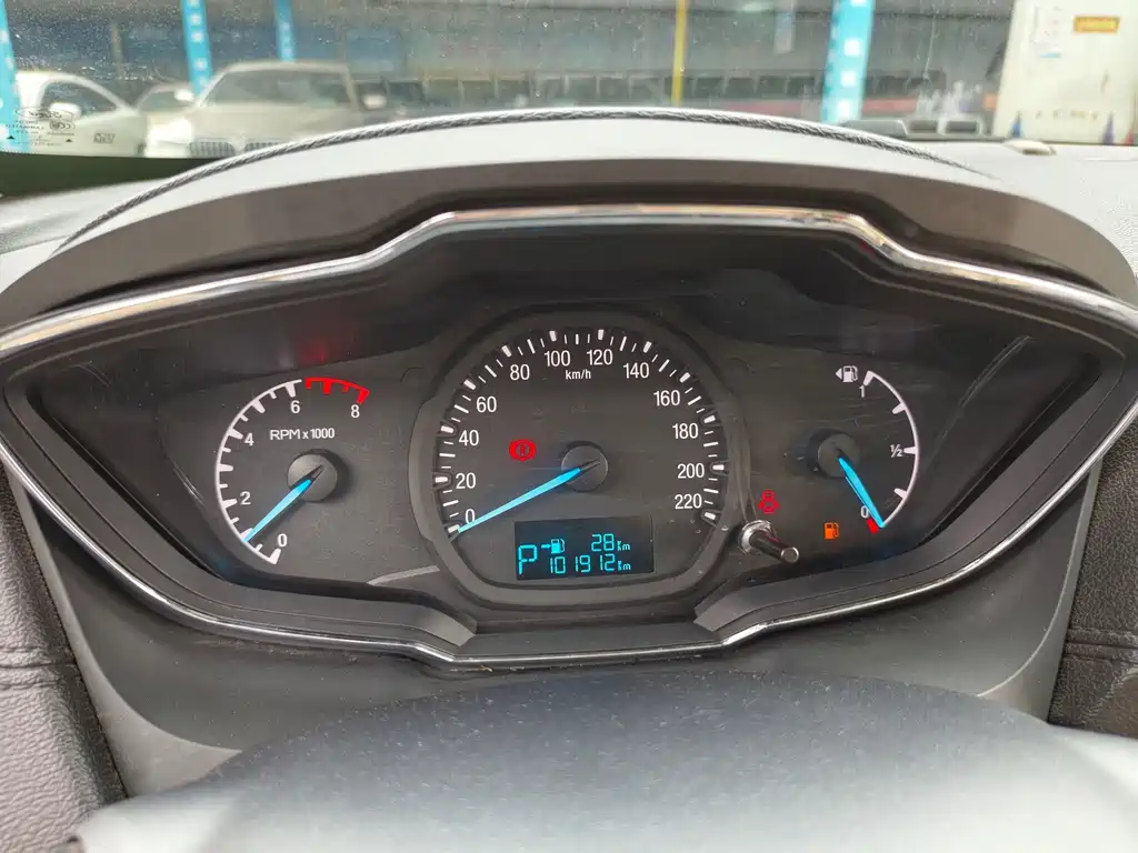 Ford Escort 2015 1.5L Automatic Fashion Edition
