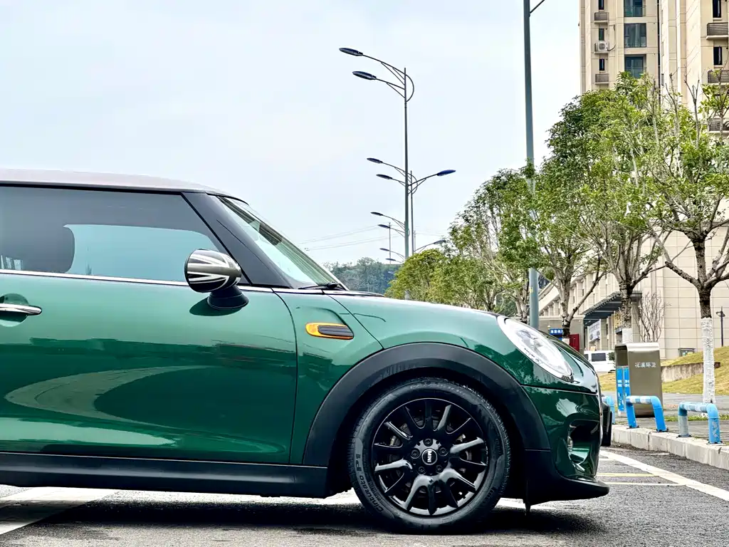 MINI 2016 1.2T ONE Pioneer