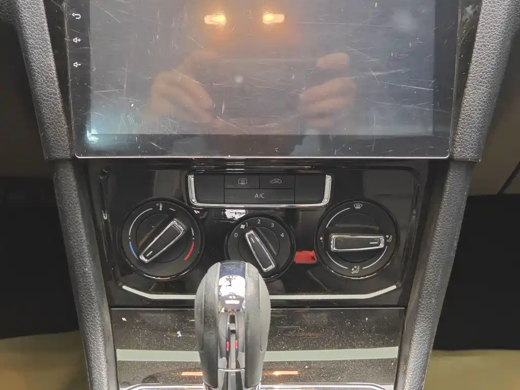 Bora 2018 1.5L Automatic Comfort