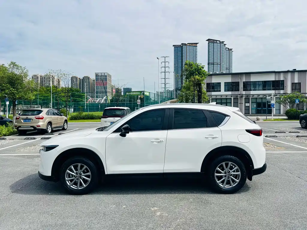 Mazda CX-5 2024 2.0L FWD