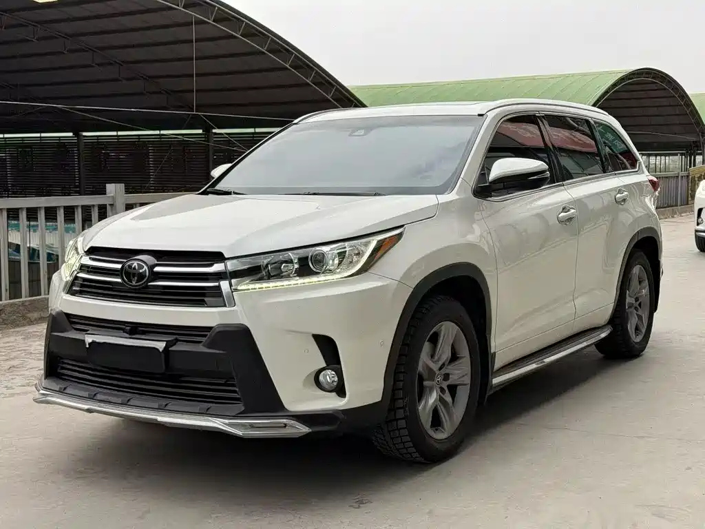 Highlander 2018 2.0T AWD Premium Edition 7-Seater China V
