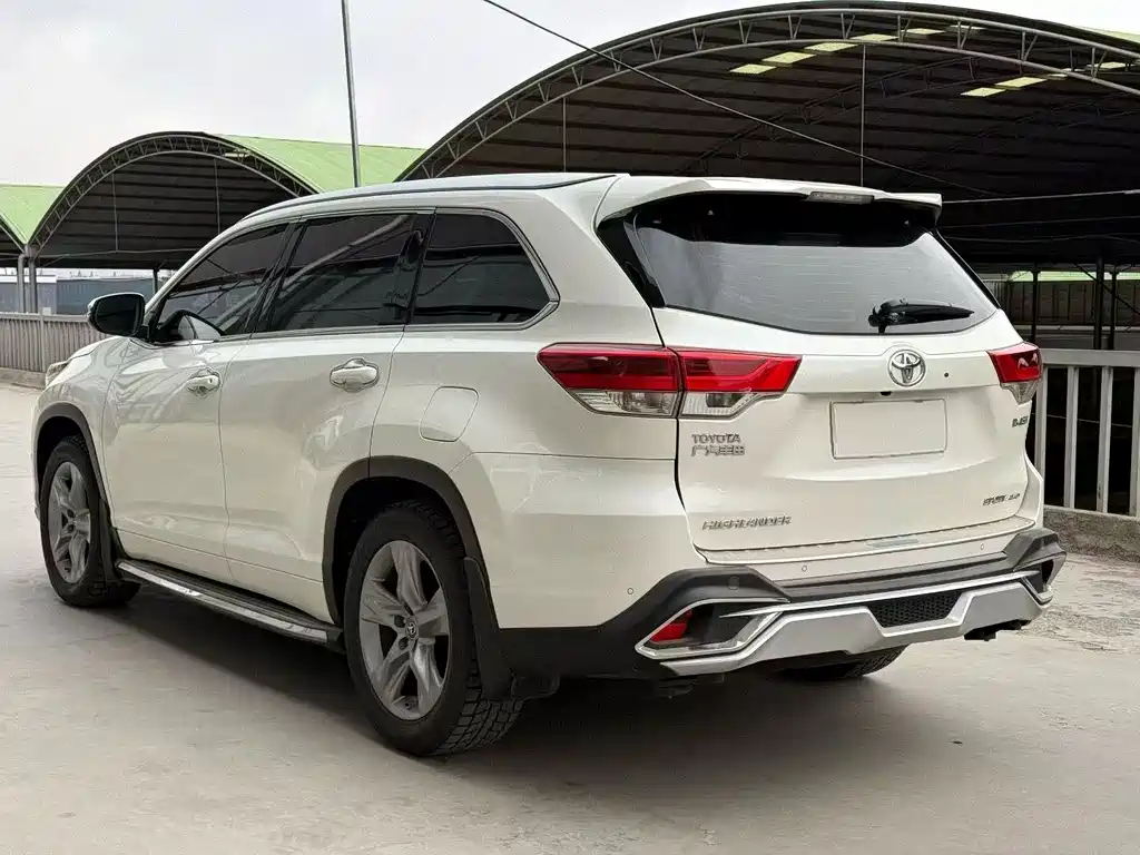 Highlander 2018 2.0T AWD Premium Edition 7-Seater China V