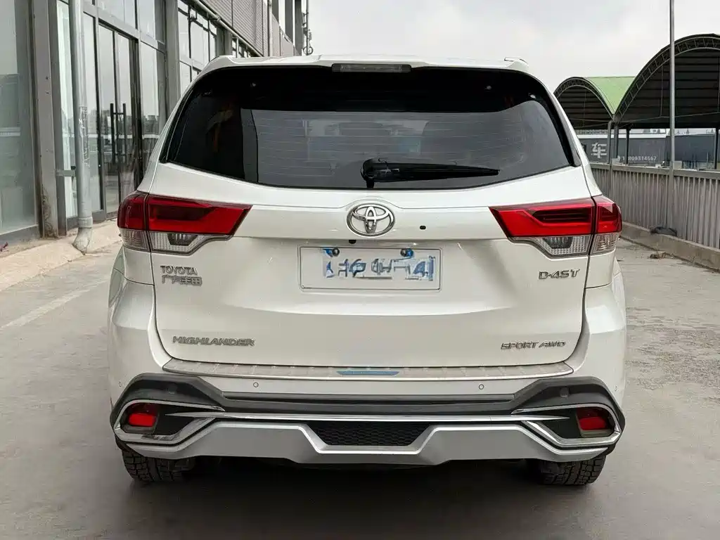 Highlander 2018 2.0T AWD Premium Edition 7-Seater China V