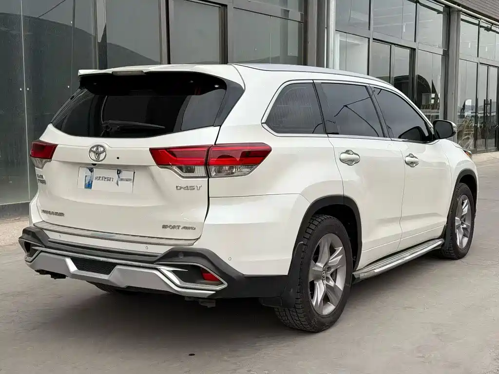 Highlander 2018 2.0T AWD Premium Edition 7-Seater China V