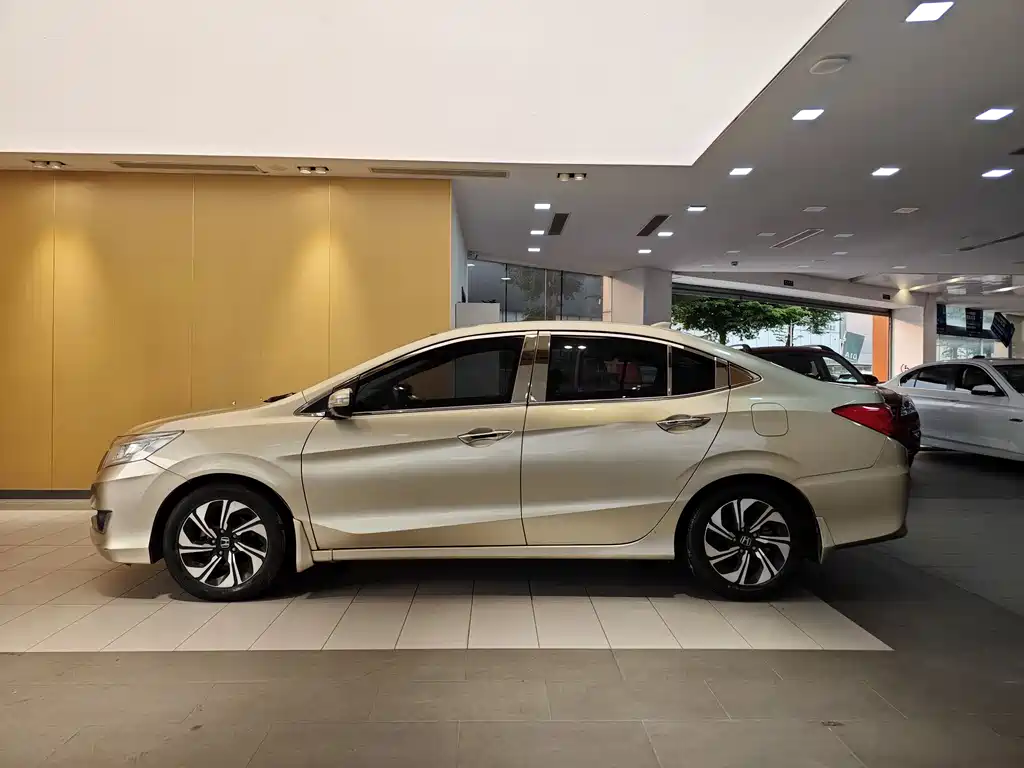 Honda Crider 2017 1.8L CVT Luxury Special Edition