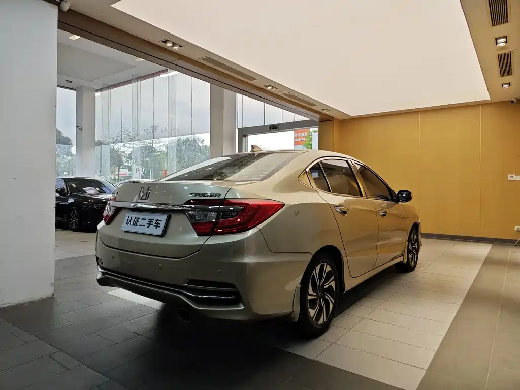 Honda Crider 2017 1.8L CVT Luxury Special Edition