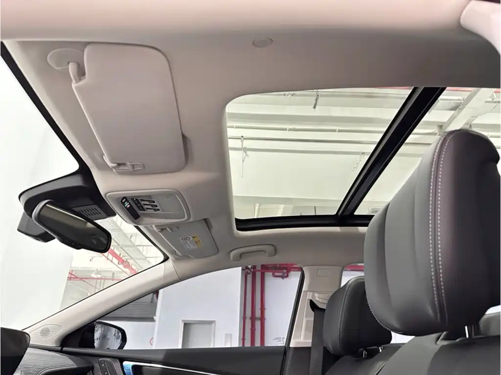 Buick LaCrosse 2025 28T Platinum Edition