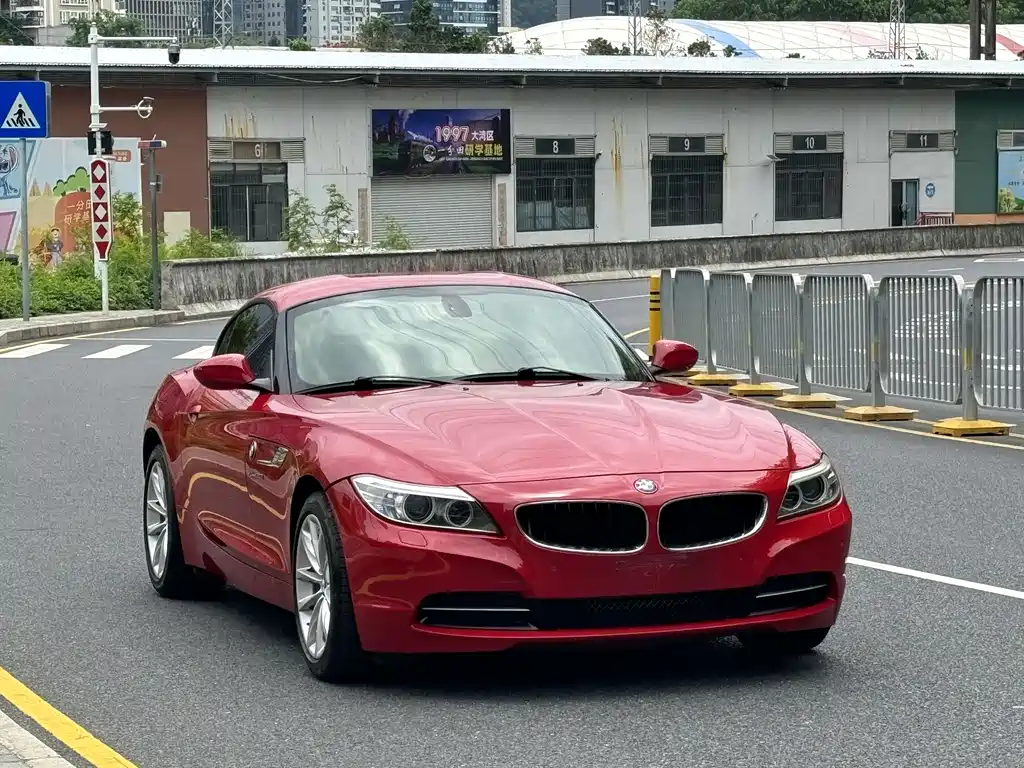 BMW Z4 2013 sDrive20i Leading Edition