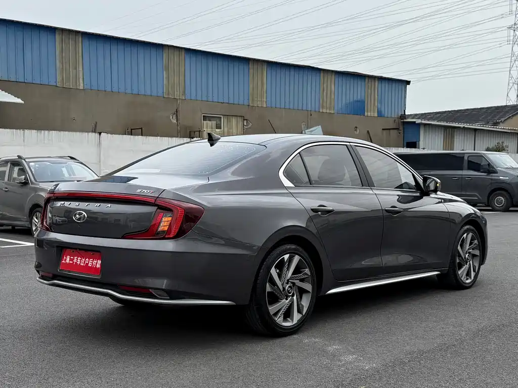 Hyundai Mistra 2021 270TGDi DCT TOP Flagship Edition