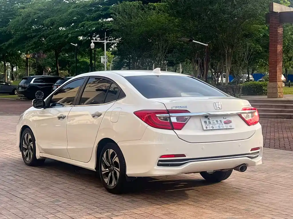 Honda Crider 2016 1.8L CVT Luxury Edition
