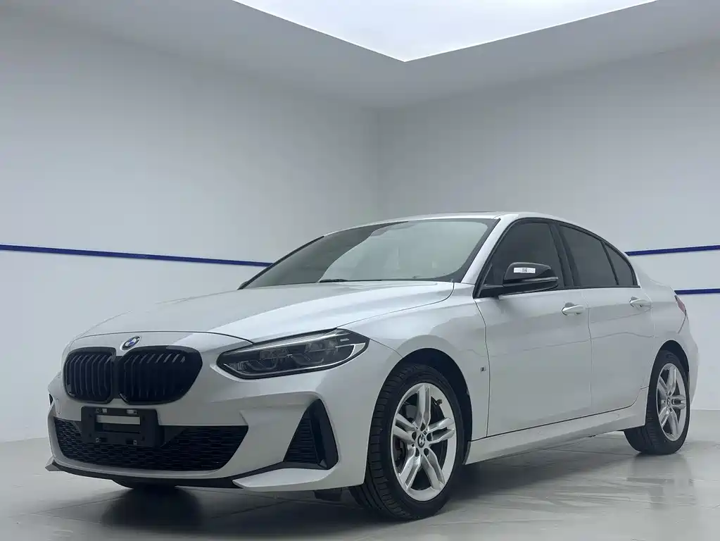 BMW 1 Series 2021 120i M Sport Shadow Edition