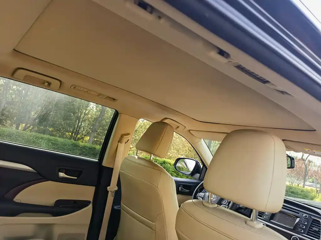 Toyota Highlander 2015 2.0T AWD Luxury Edition 7-Seater