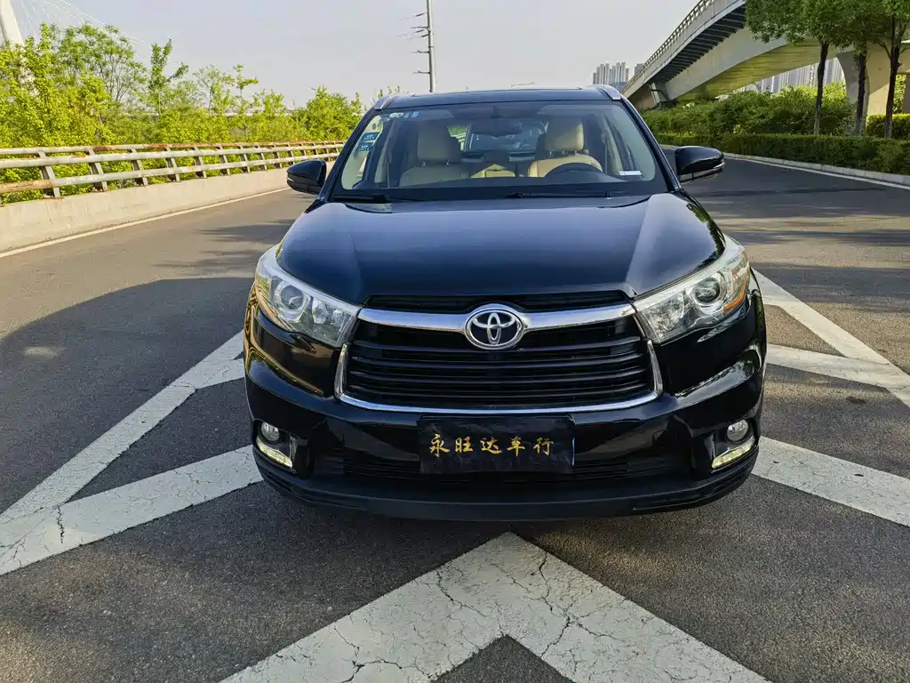 Toyota Highlander 2015 2.0T AWD Luxury Edition 7-Seater