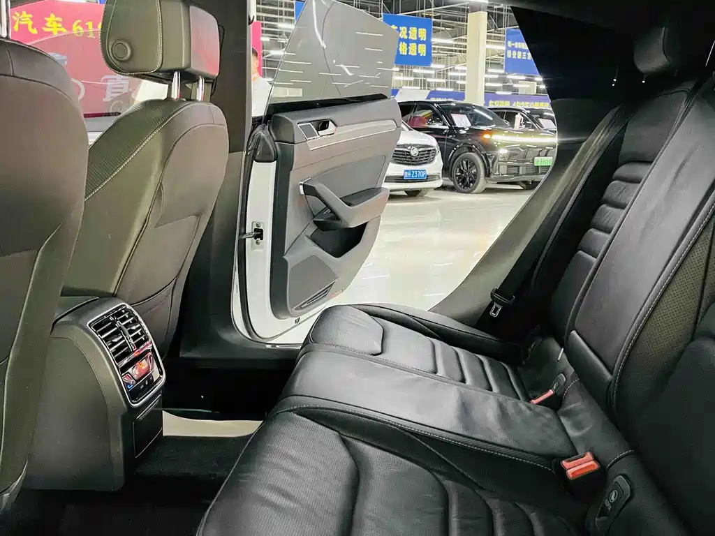 FAW-Volkswagen CC 2020 330TSI Meiyuan Edition China V