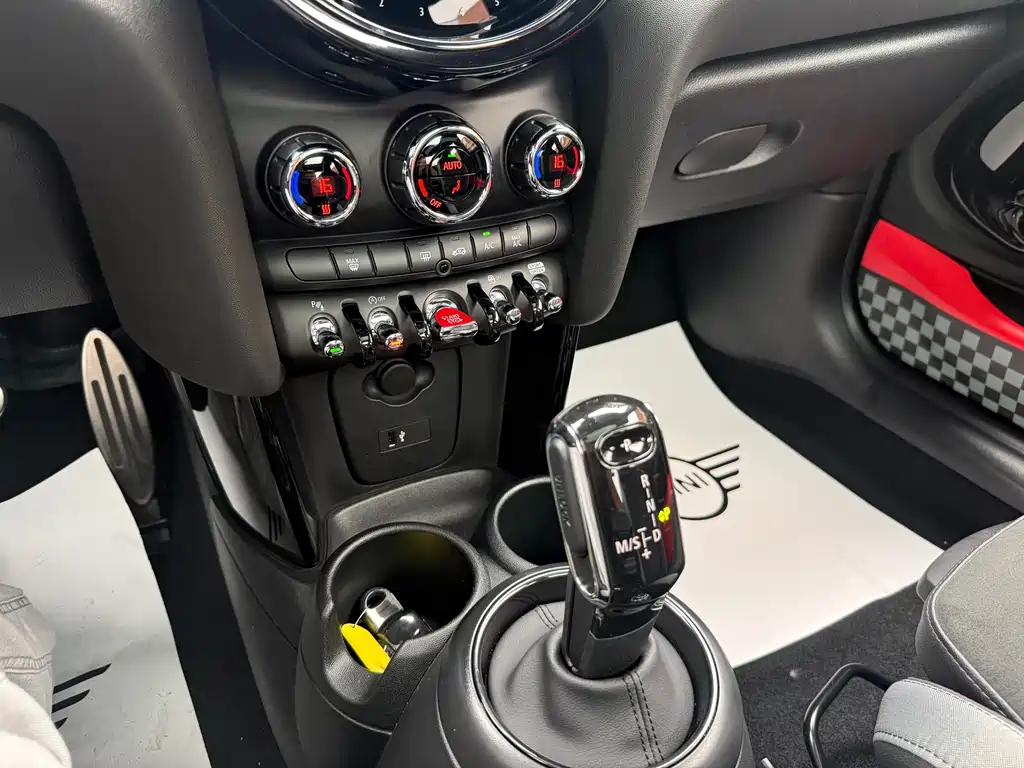 MINI Cooper S 2023 2.0T