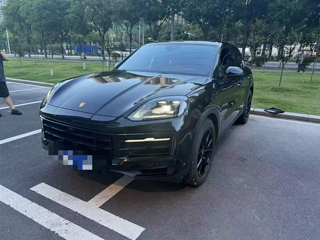 Porsche Cayenne 2024 3.0T