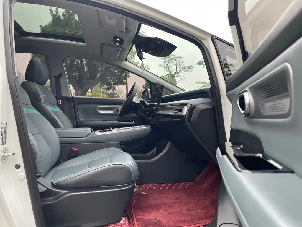 AION Y 2023 Plus 610 Smart Lead Edition Ternary Lithium