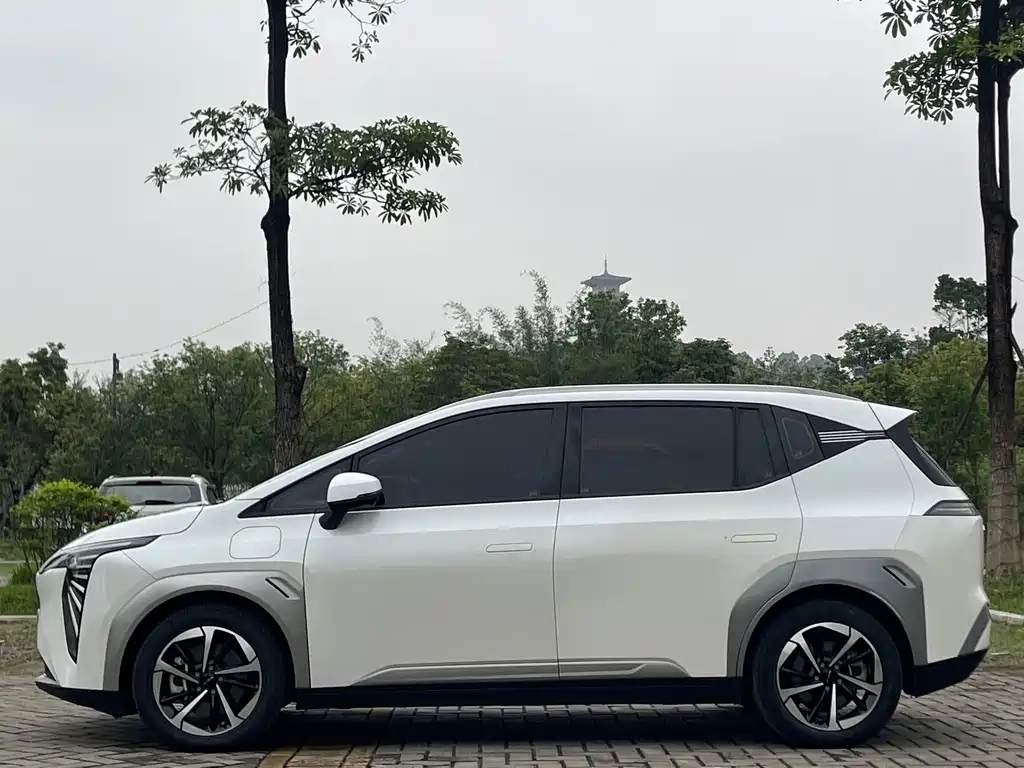 AION Y 2023 Plus 610 Smart Lead Edition Ternary Lithium
