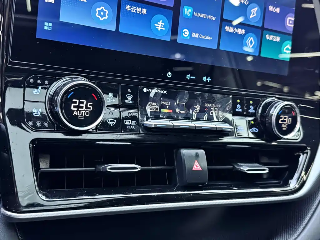 Highlander 2022 Hybrid 2.5L AWD Premium 7-Seater