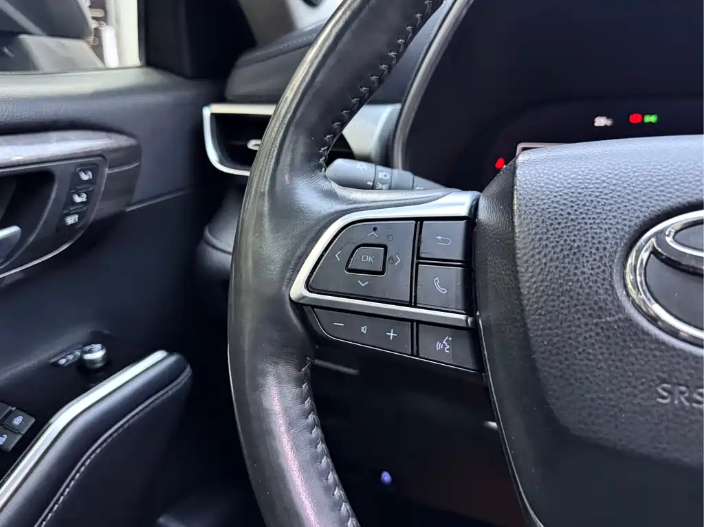 Highlander 2022 Hybrid 2.5L AWD Premium 7-Seater