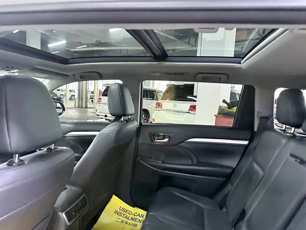 Highlander 2018 2.0T AWD Luxury Edition 7-Seater China V