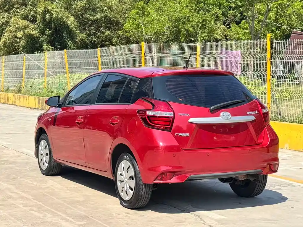 Yaris L 2020 1.5L CVT Leading Edition