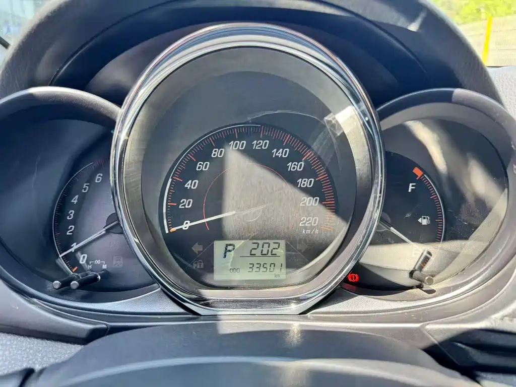 Yaris L 2020 1.5L CVT Leading Edition